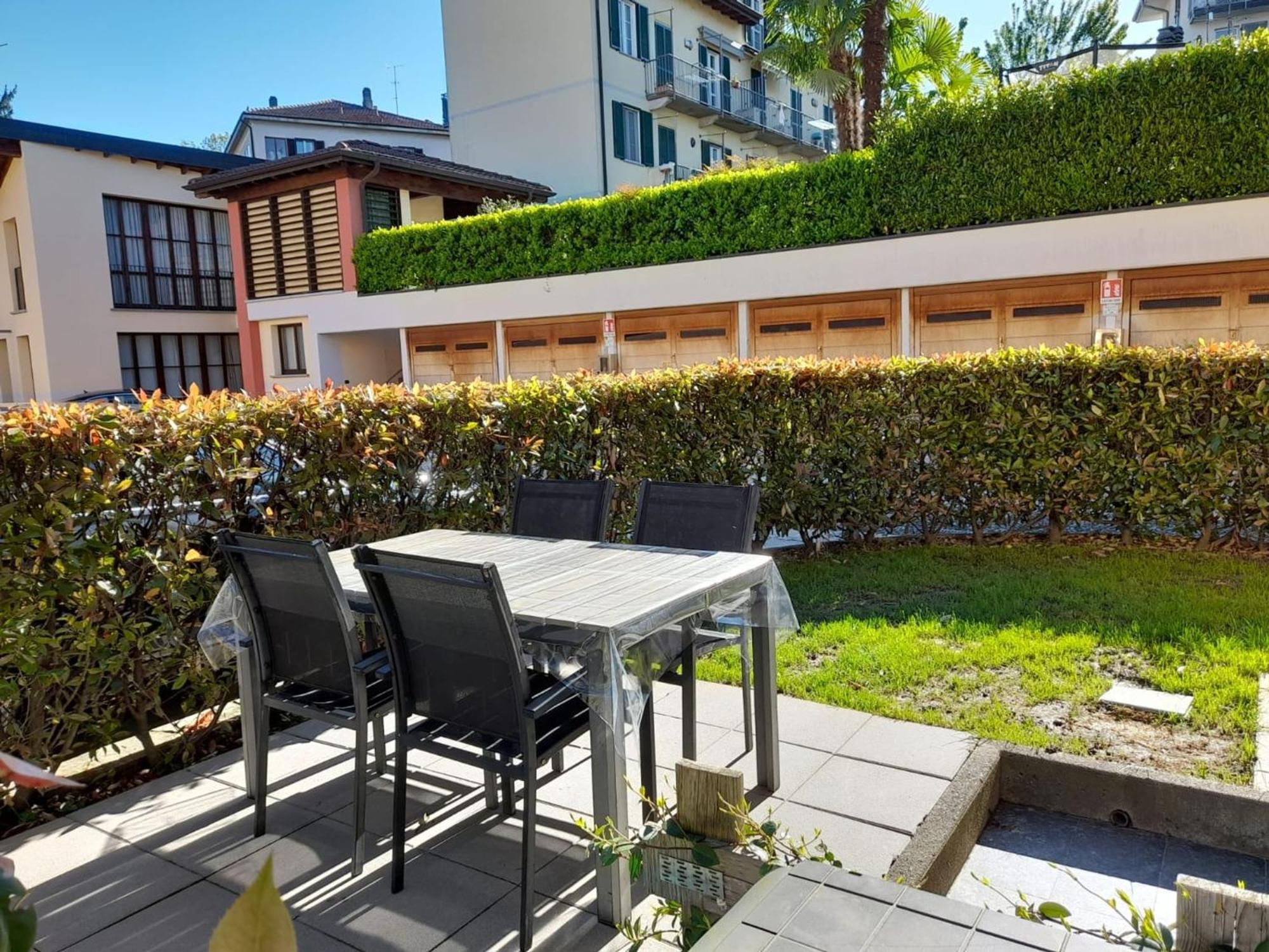 Marco Apartment - Holiday Apartment Luino Kültér fotó